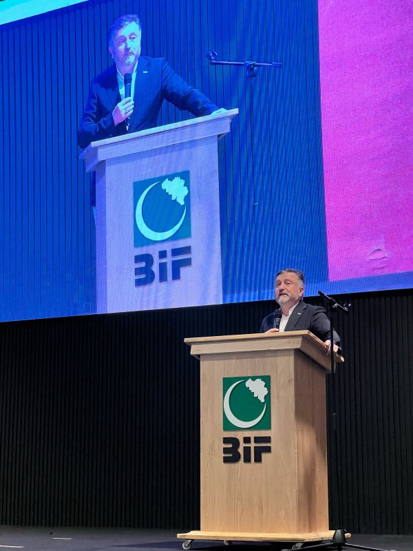 Brüksel'de Aileye Dair Dolu Dolu Üç Gün: BİF'ten Anlamlı Eğitim Programları